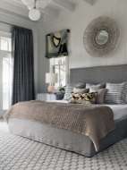 Picture of C16-66HM SLIPCOVERED KING