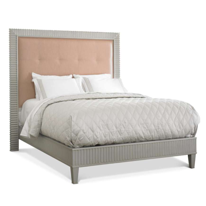 Picture of CLAUDETTE QUEEN