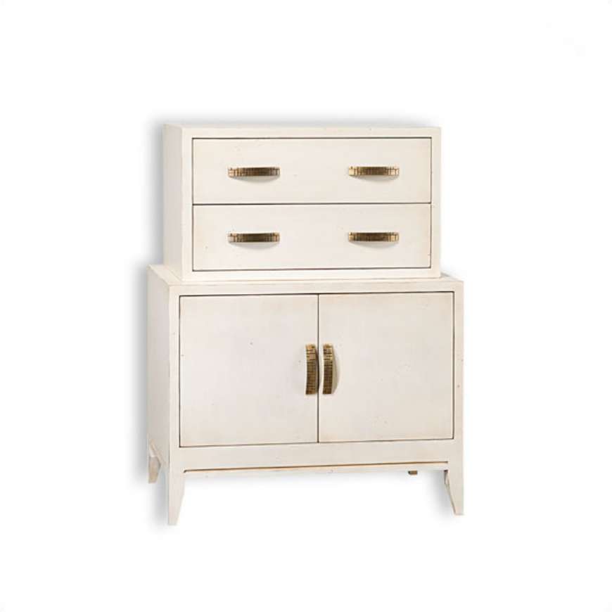 Picture of JUDITH CHEST