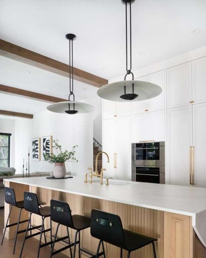 Picture of CARA MEDIUM SCULPTED PENDANT (OPEN BOX)