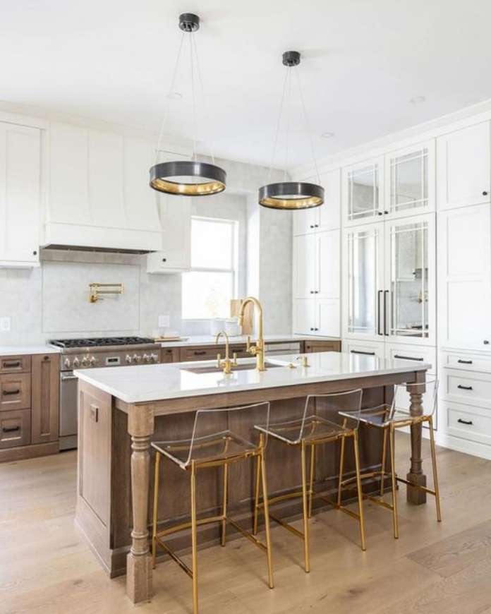 Picture of CONNERY 14" RING PENDANT (OPEN BOX)