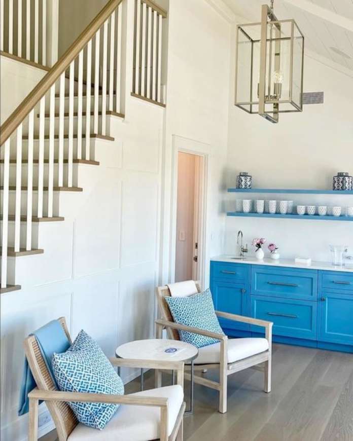 Picture of HALLE SMALL LANTERN (OPEN BOX)