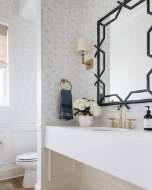 Picture of SQUARE TUBE SINGLE SCONCE (OPEN BOX)