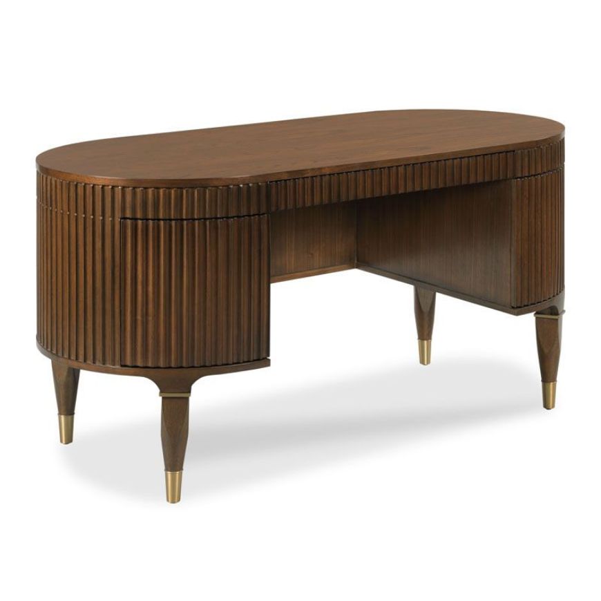 Picture of Alexis Desk